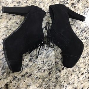 Black suede heels